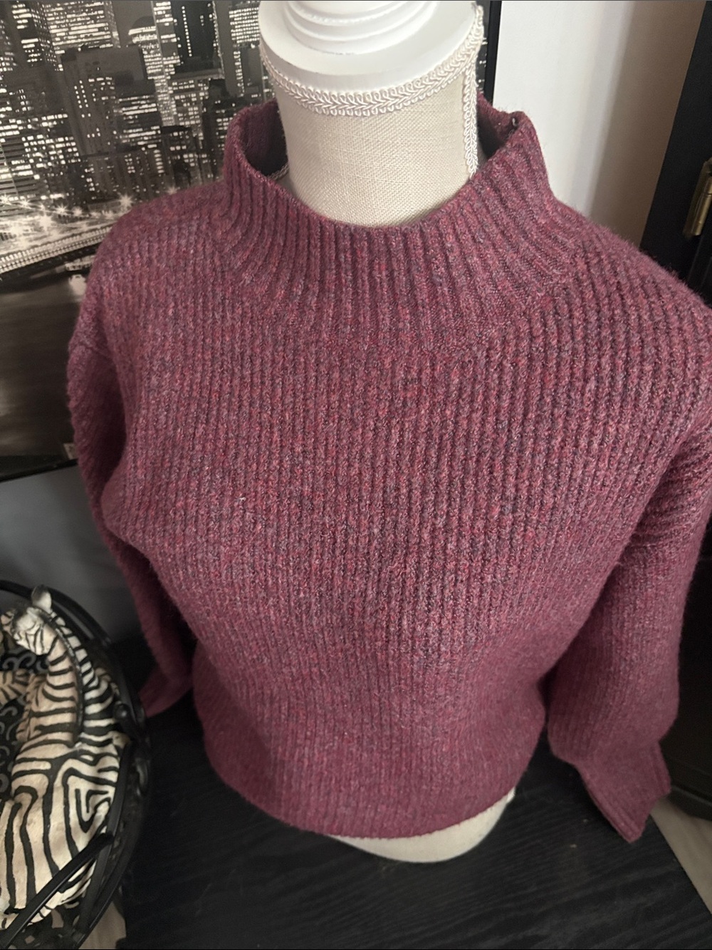 Evereve Cherry Marble soft size small fall